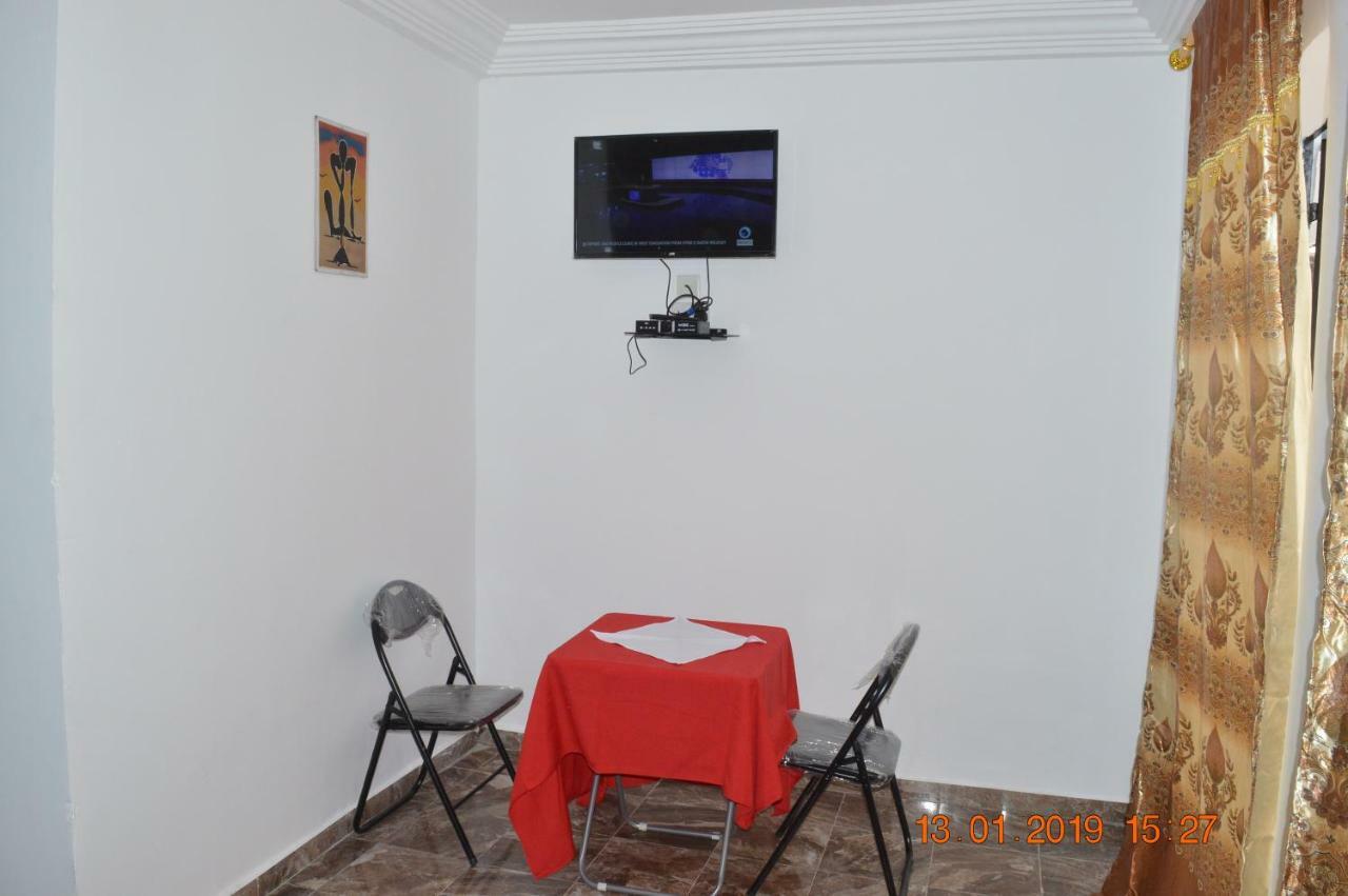 Sukuta Nema Guest House Banjul Exteriér fotografie